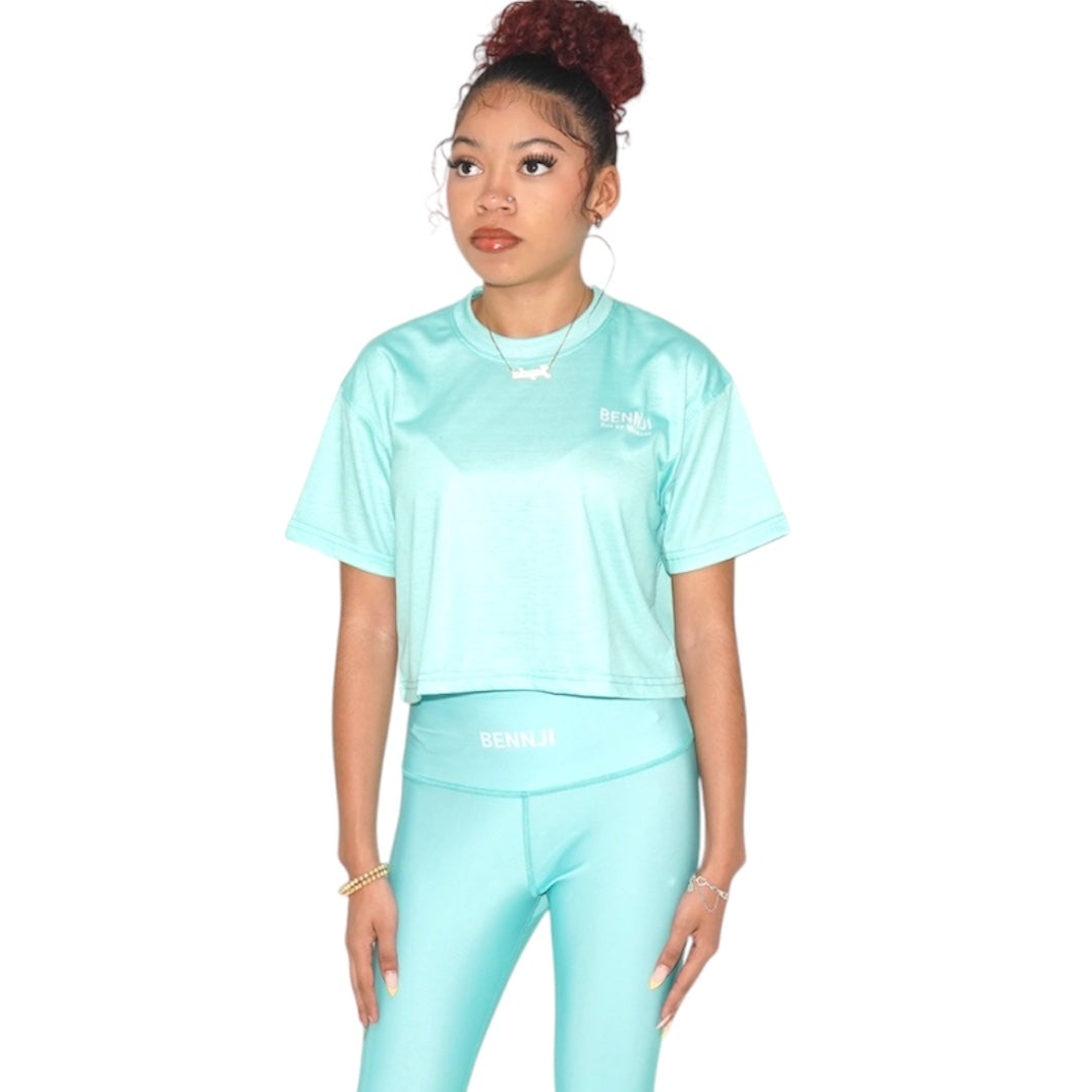 Legacy Women's Crop
